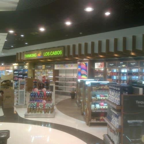 Implantación de Tienda “The Shop” en el Aeropuerto de Los Cabos, México