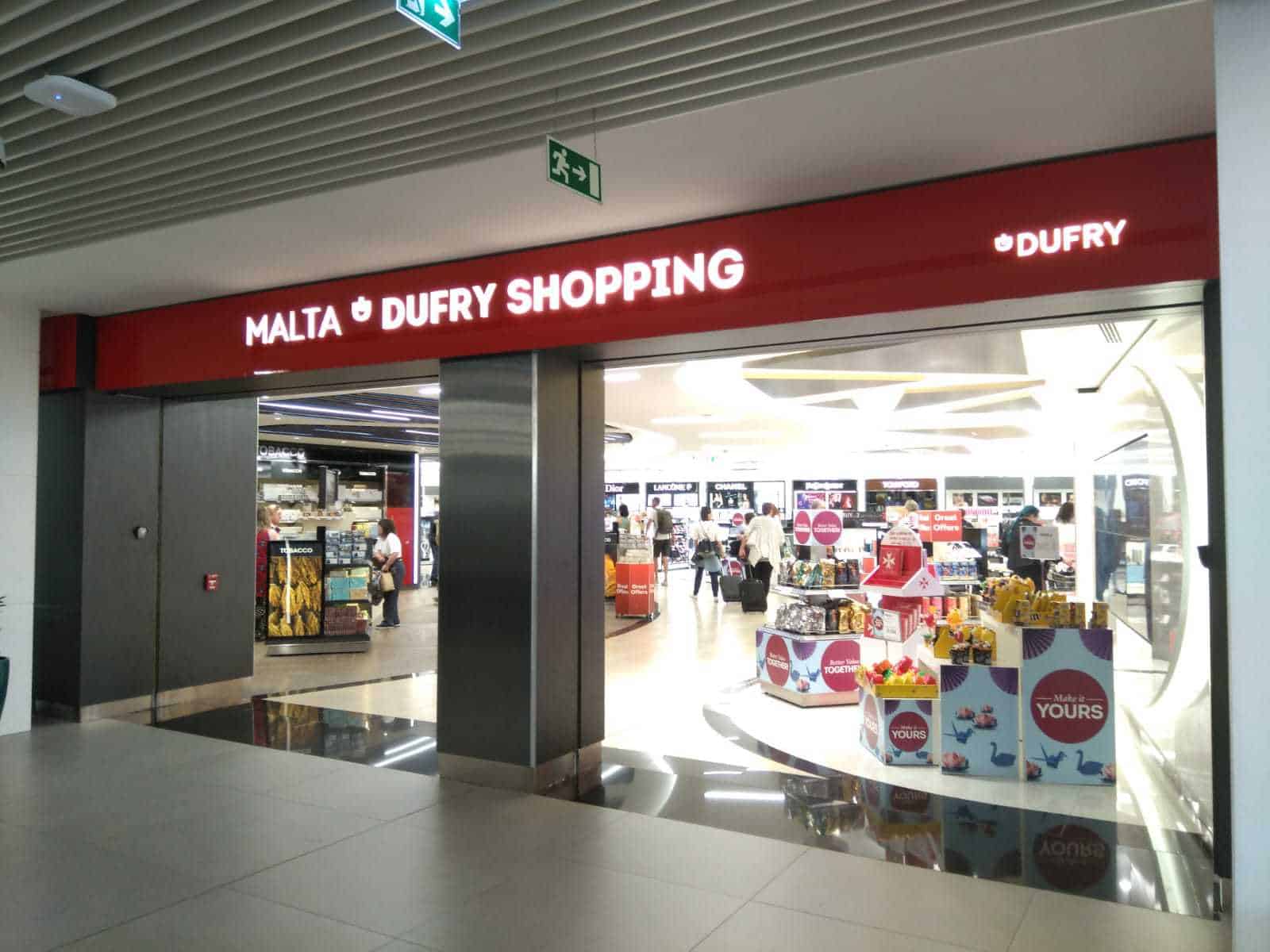 Project management para implantación de tiendas en el aeropuerto de Luqa, Malta